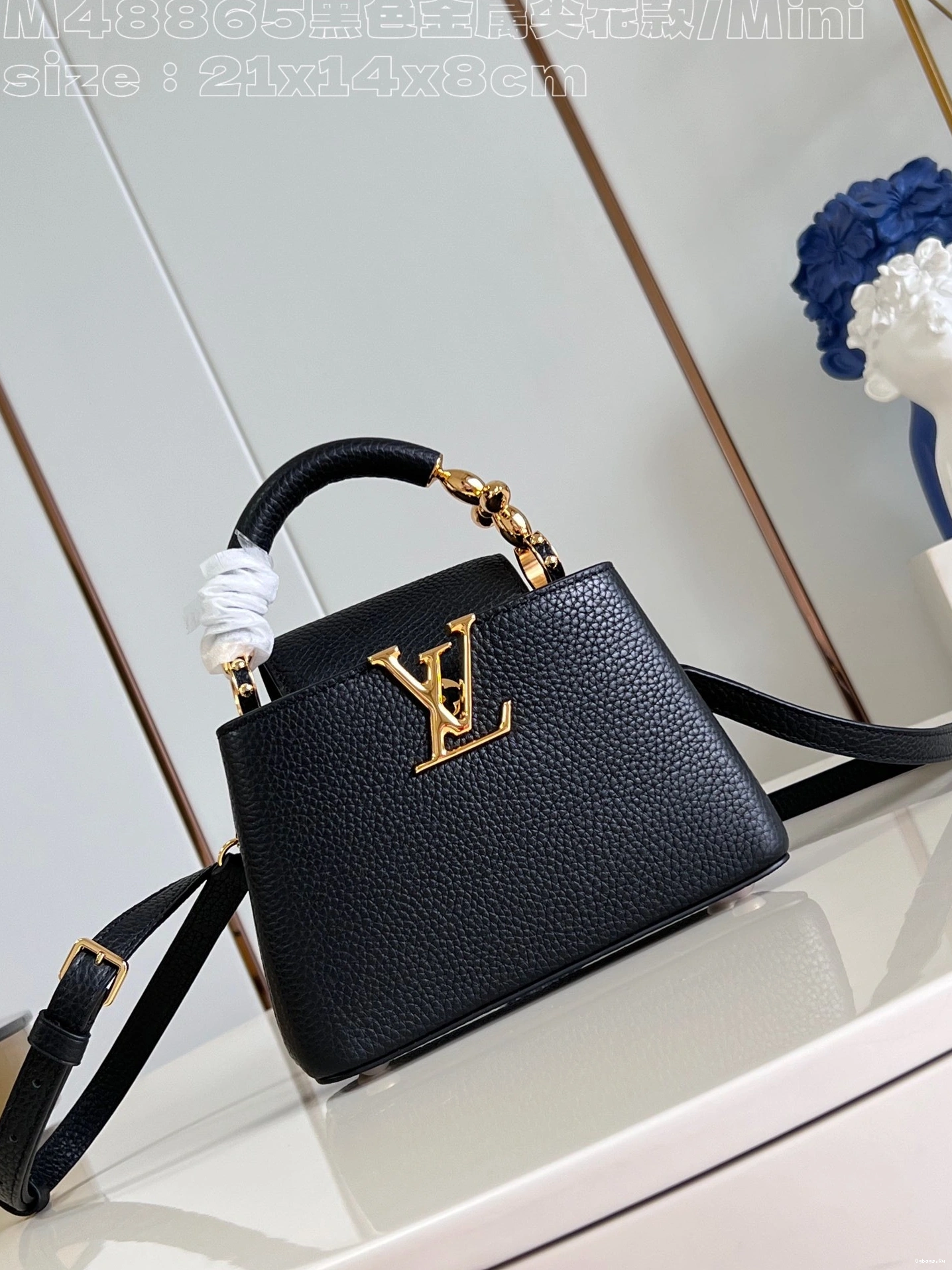 VUITTON LOUIS CAPUCINES MINI-21*14*8CM 0524